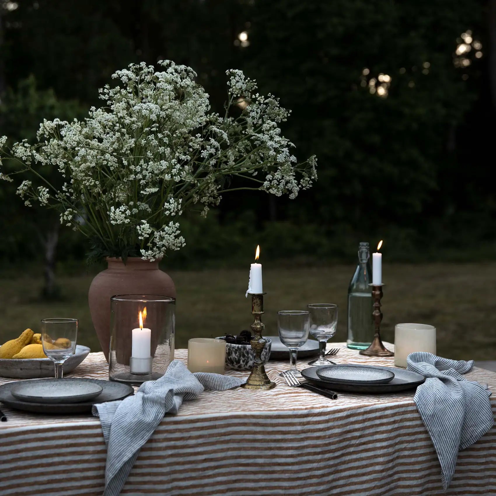 Dining - reflect design