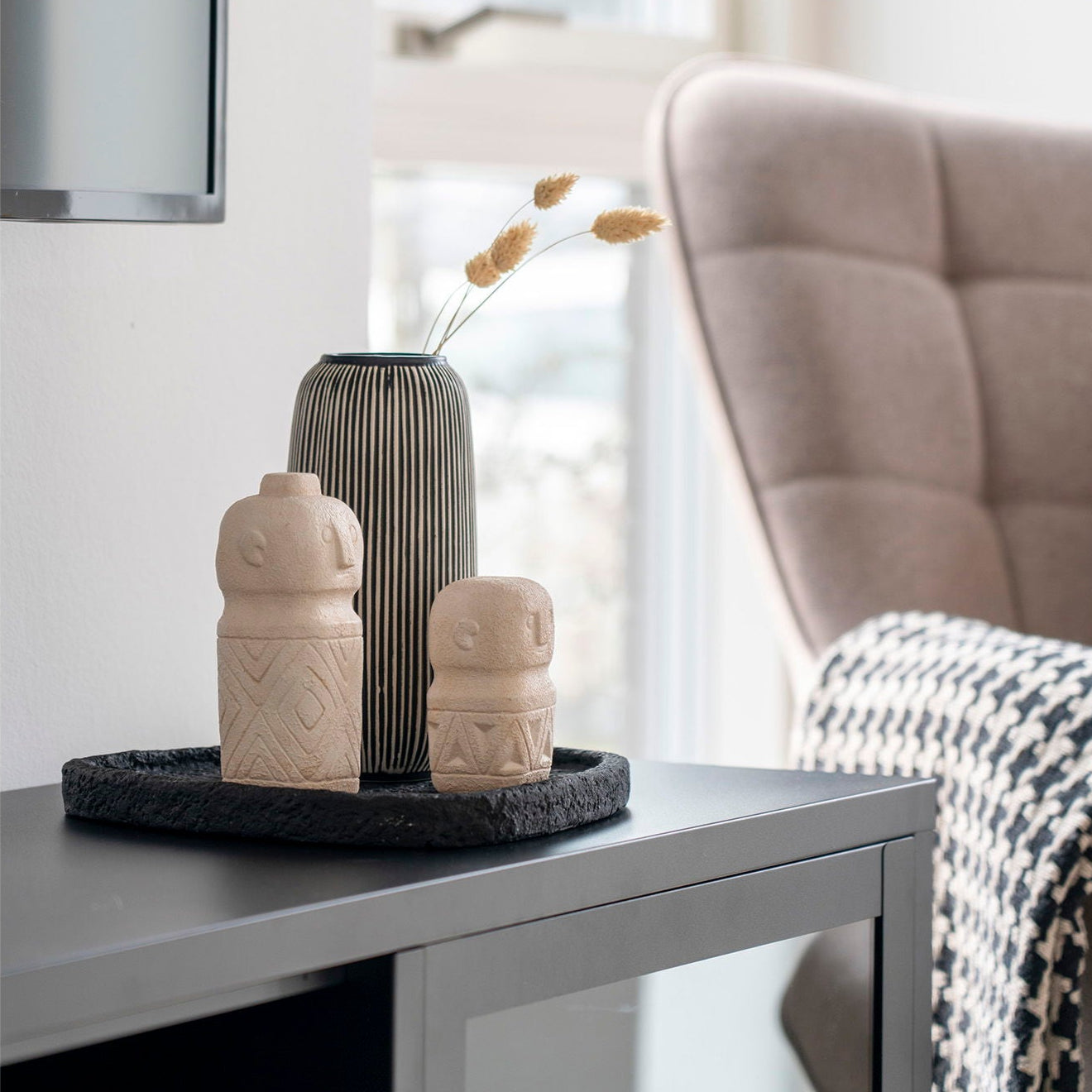 Tray - reflect design