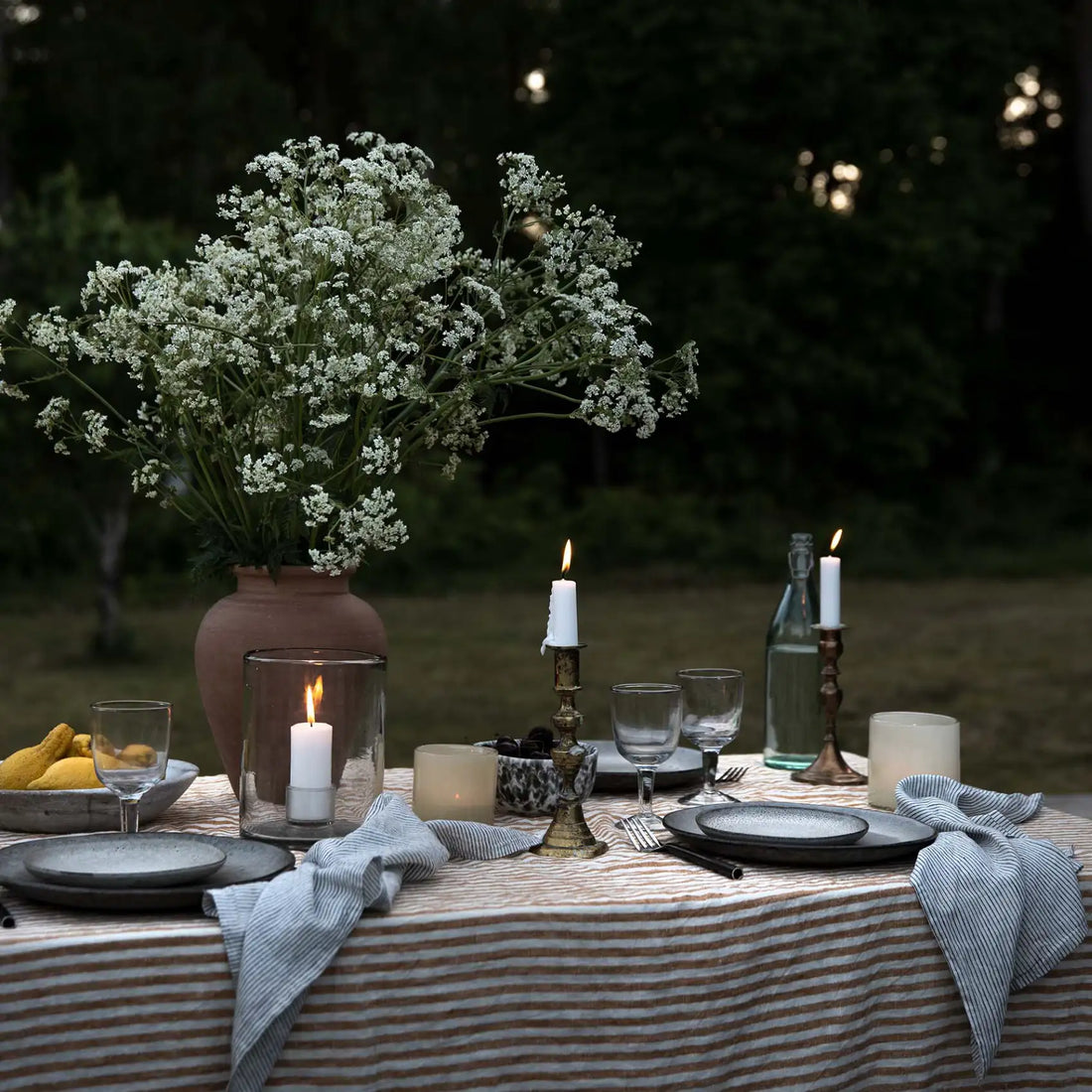 Dining - reflect design